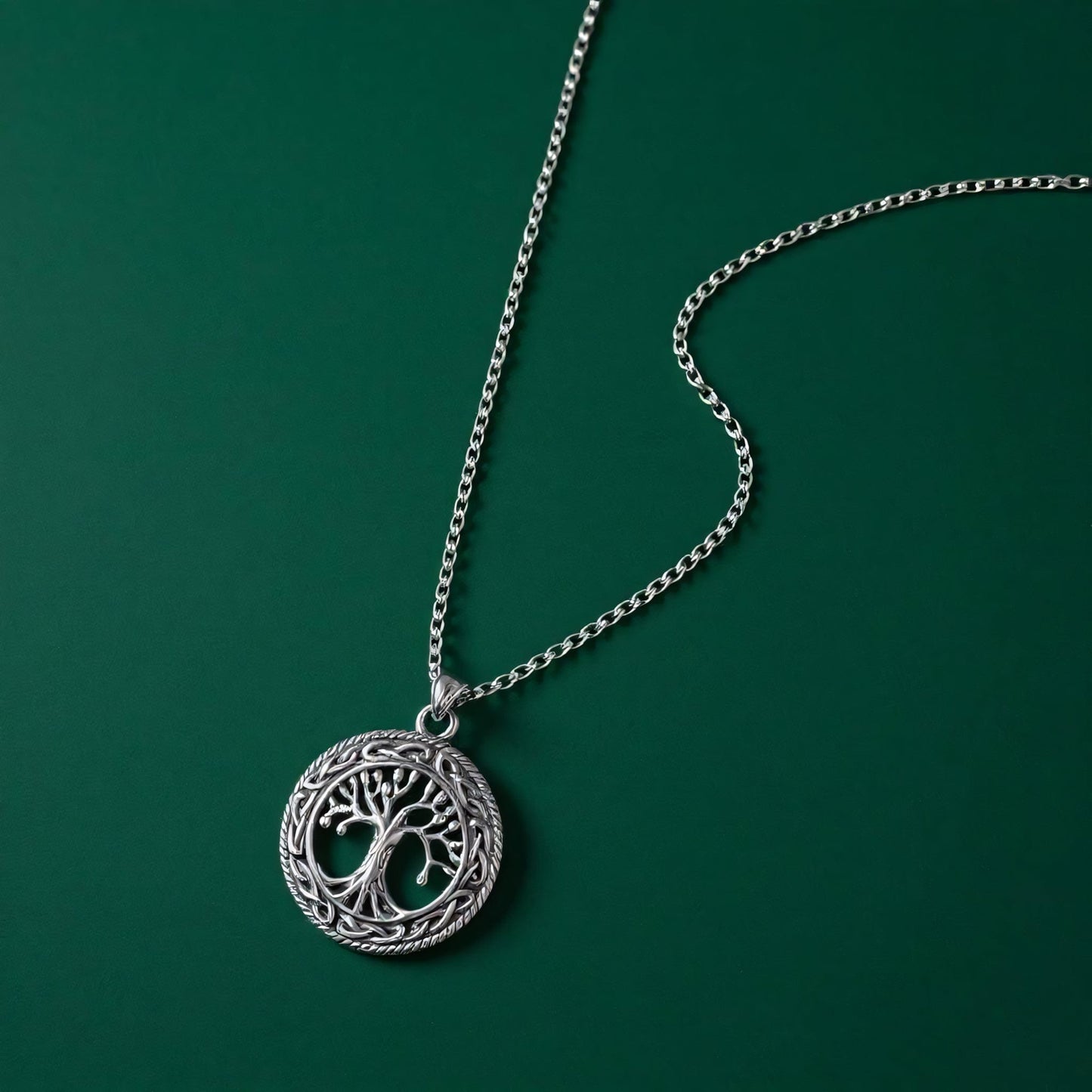 Collier Arbre de vie Yggdrasil